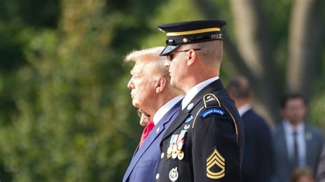 fallen f95zone|Trump dishonors fallen soldiers again .